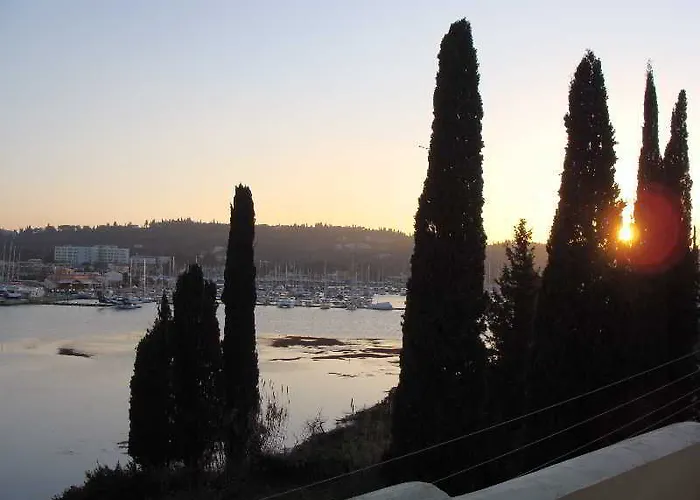 Hotel Alexandros&gerekos 2*