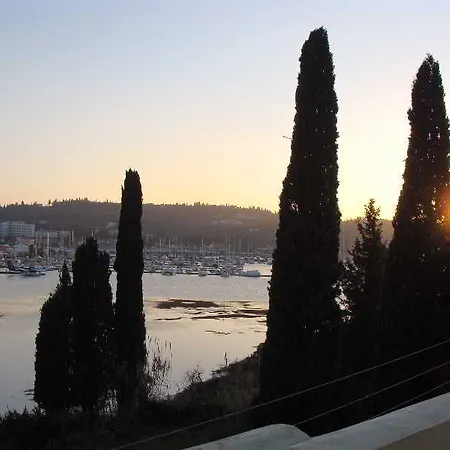 Hotel Alexandros&gerekos 2*